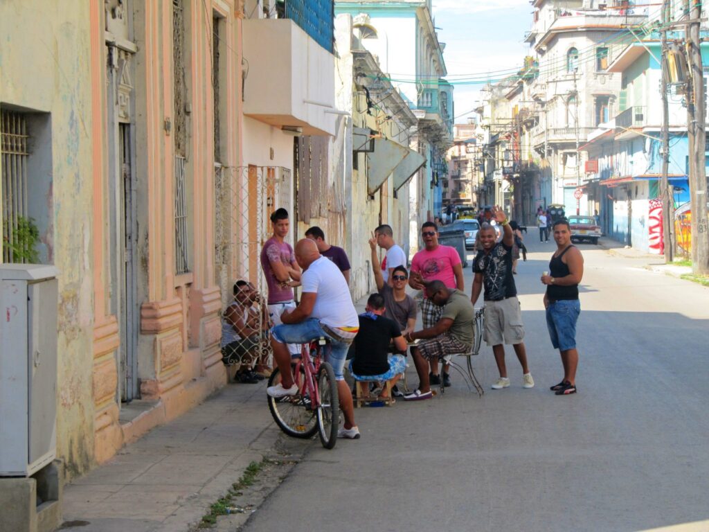 places to visit in cuba-havana street